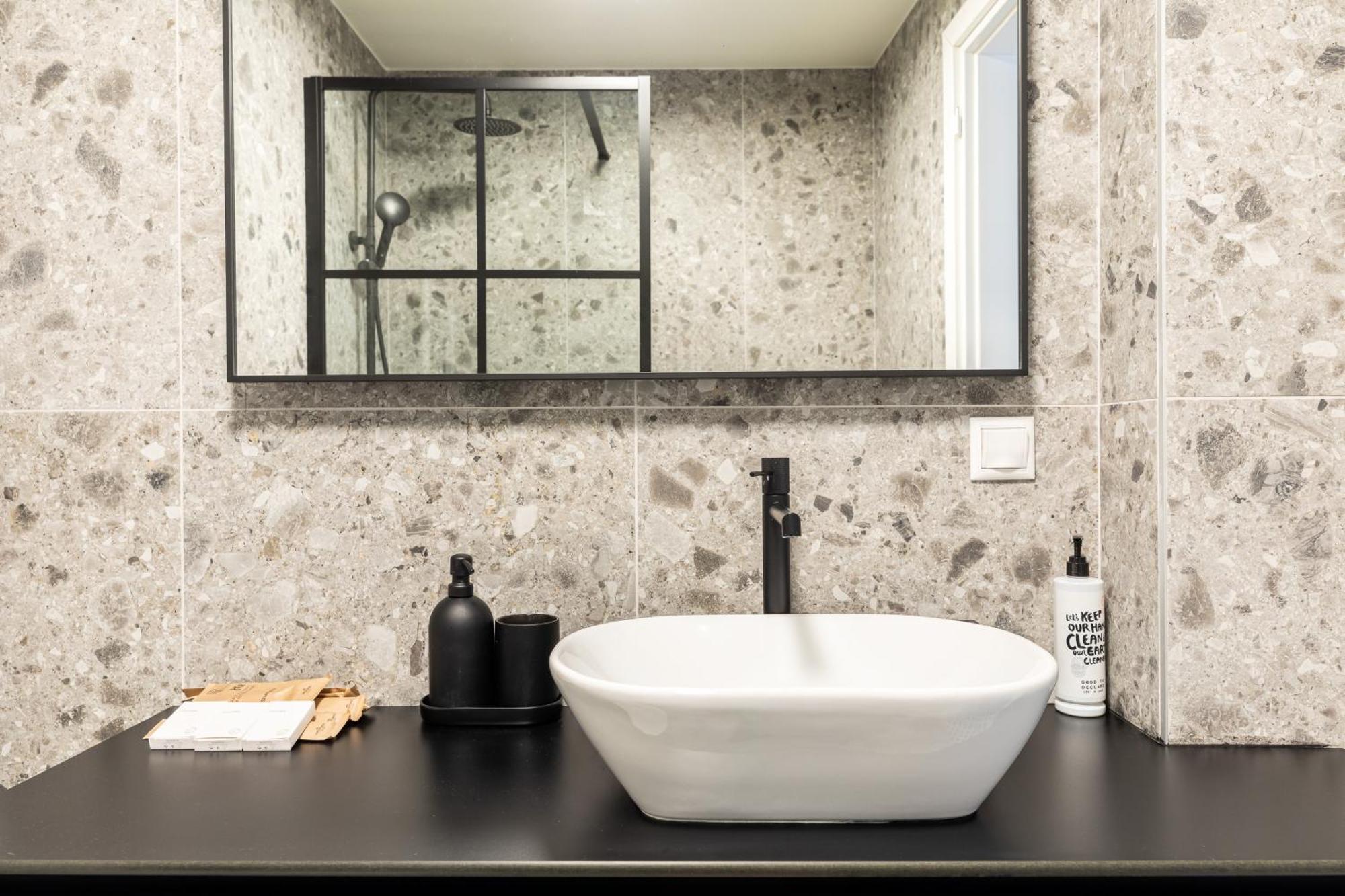 Vista By Halu!: Spacious City Centre Home Thessaloníki Eksteriør bilde